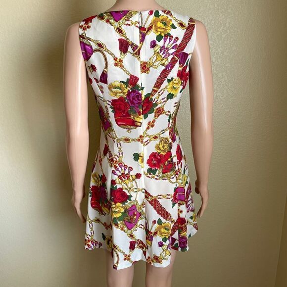 Erote Floral Chain Mini Dress Size Small - Picture 4 of 8